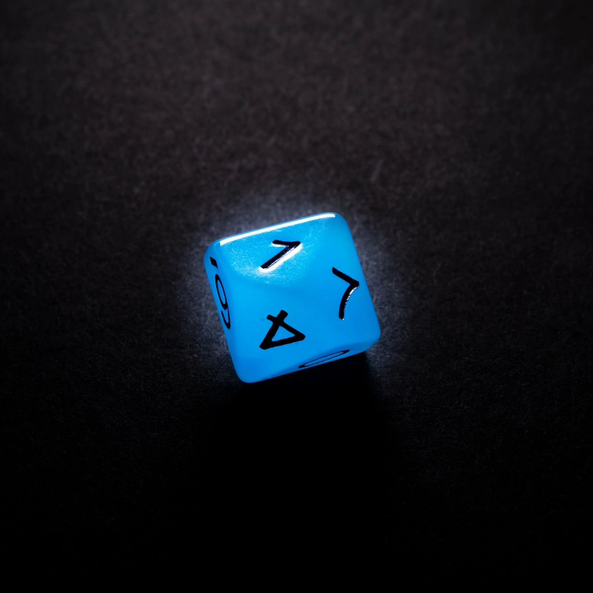 Gamegenic RPG Dice Set - Glow Series - Icy Crumbs