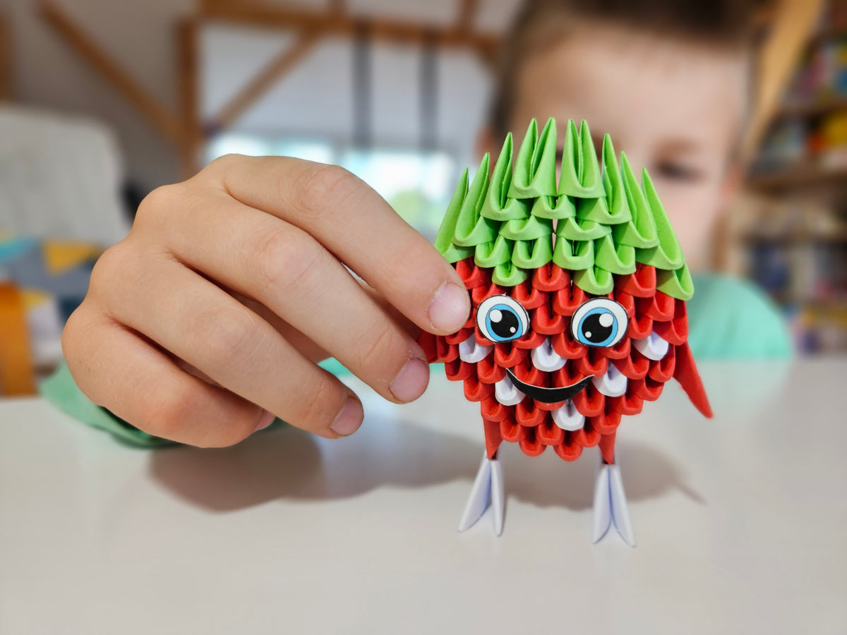 Strawberry (Origami 3D)