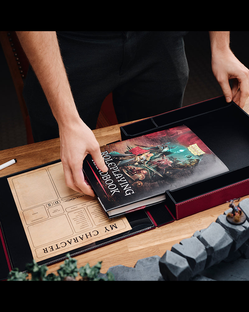 Player Companion - Iron Grey (Dragon Shield Roleplaying)