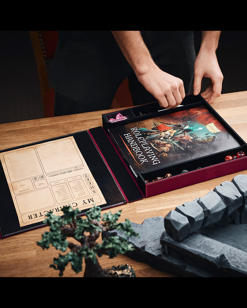 Player Companion - Iron Grey (Dragon Shield Roleplaying)