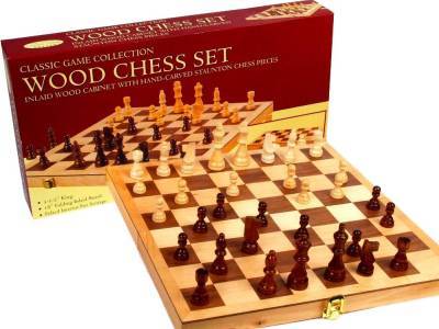 Chess - 18" Wooden Set (Hansen)